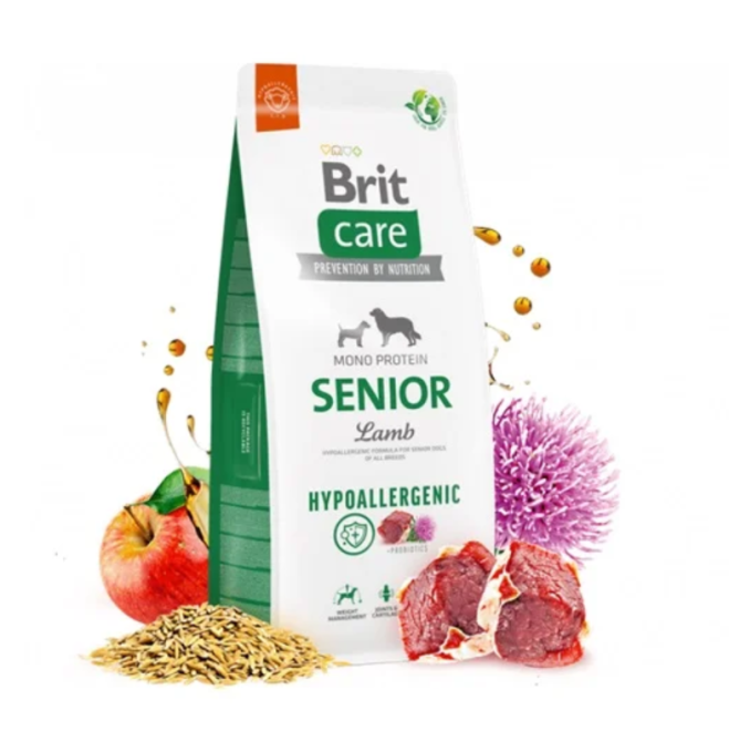 Alimento hipoalergénico con cordero y arroz para perros mayores diseñada para prevenir las alergias alimentarias en forma de problemas cutáneos y digestivos.